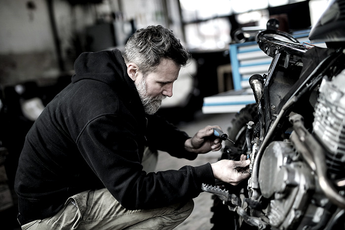  Fan d'autos et de motos ? 
 On pourrait...